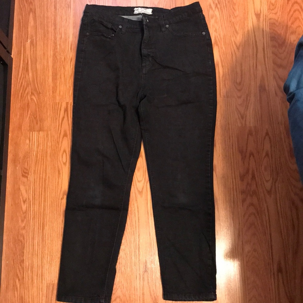 Free People black skinny jeans sz 31